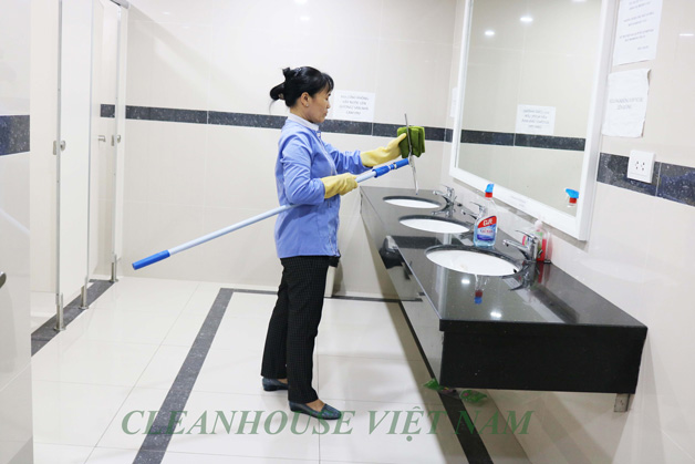 Công ty dịch vụ vệ sinh thỏa mãn các yêu cầu của khách hàng