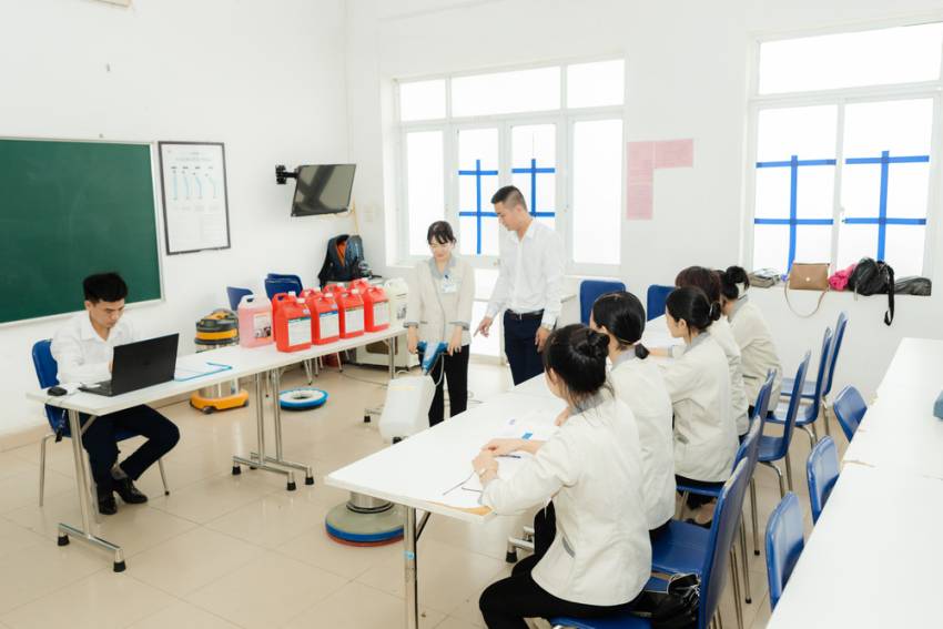 Dịch vụ vệ sinh chất lượng- Công ty vệ sinh tại Ba Đình