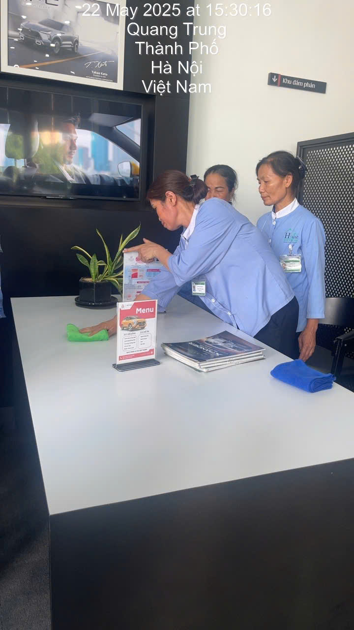 CLEANHOUSE - TẬN TÂM PHỤC VỤ, TẬN TÌNH LẮNG NGHE