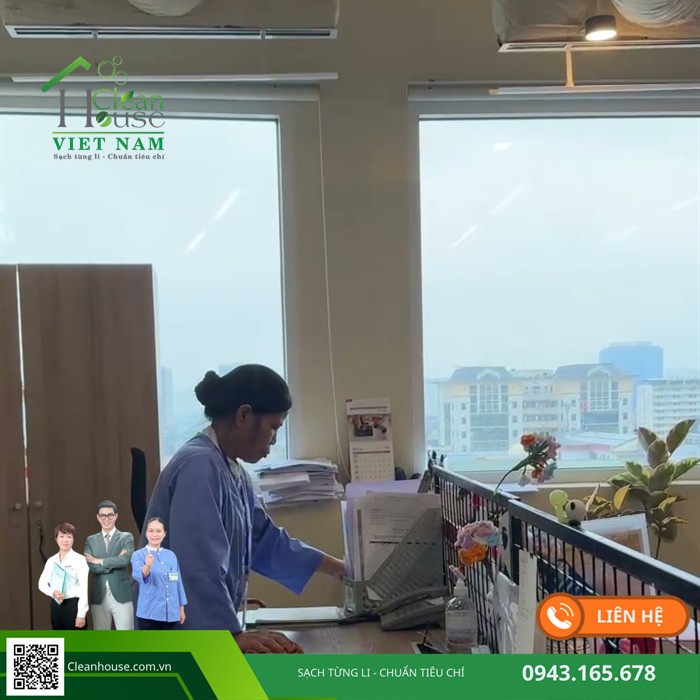 Lau vách kính, cửa kính văn phòng không để lại vệt: dụng cụ và cách làm