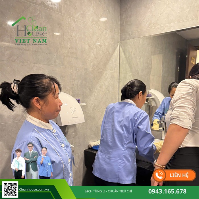 Nhân viên Cleanhouse làm việc