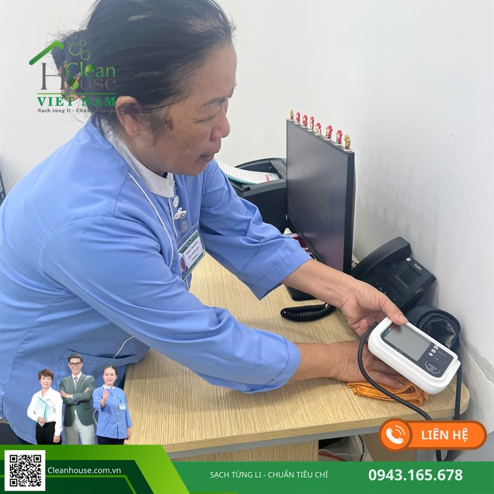 Nhân viên Cleanhouse làm việc
