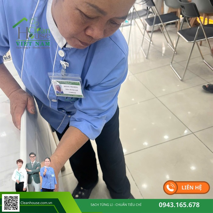 Nhân viên Cleanhouse làm việc